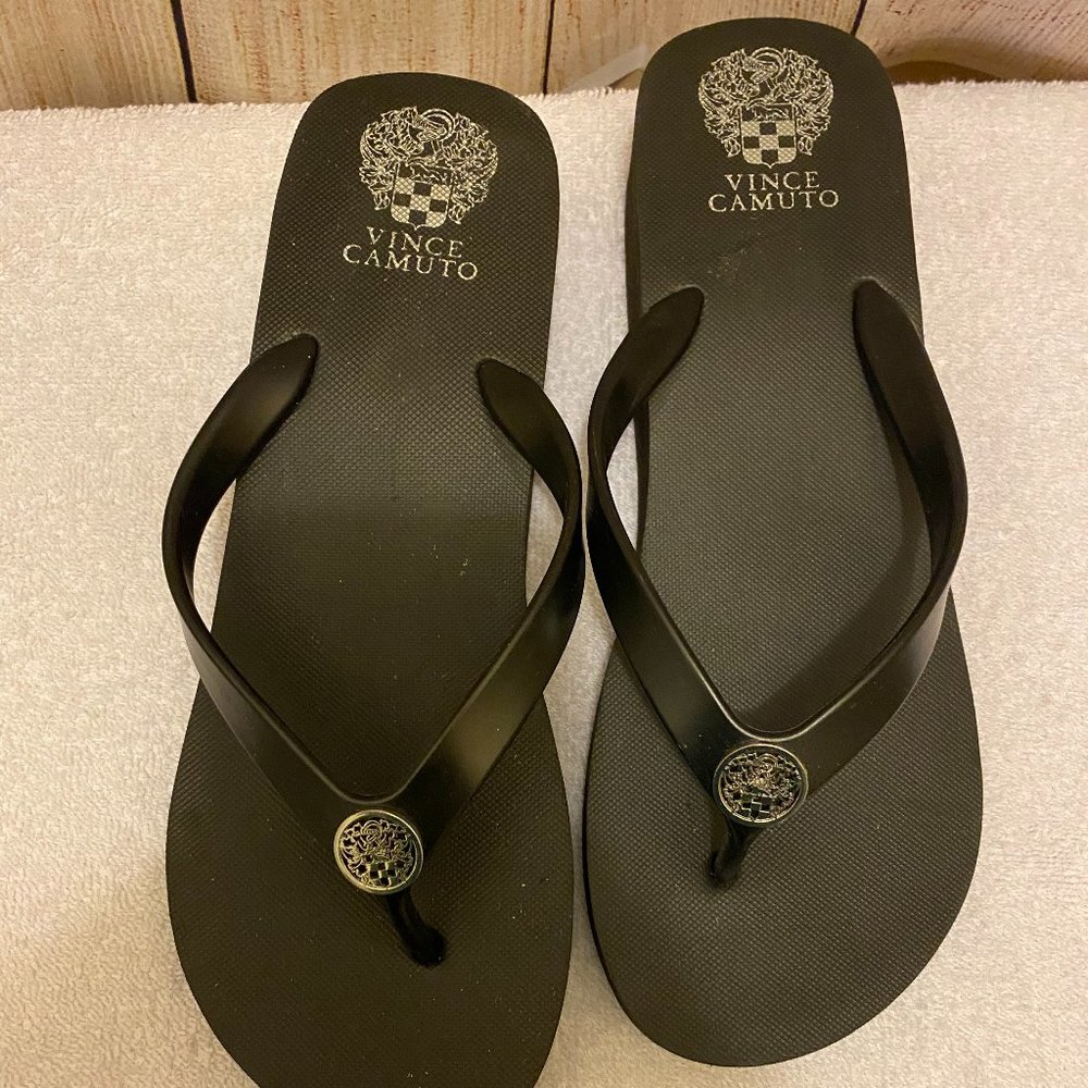 Vince Camuto Rahina Wedge flip flop | 10M